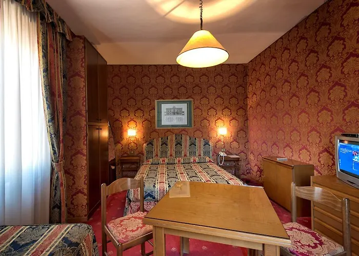 Ponte Bianco Hotel Rzym